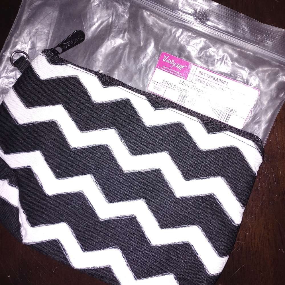 NWT Thirty-one Mini Zipper Pouch